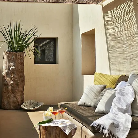 Sikelia Luxury Hotel