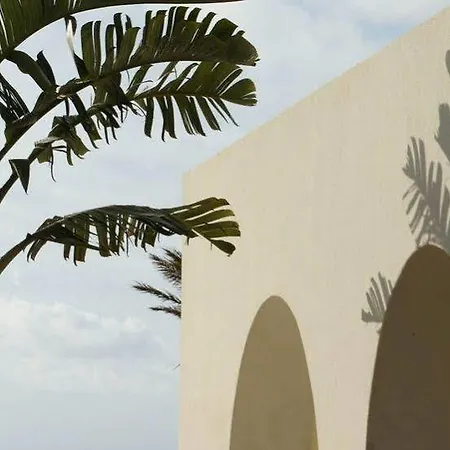 Sikelia Luxury Hotel 5*