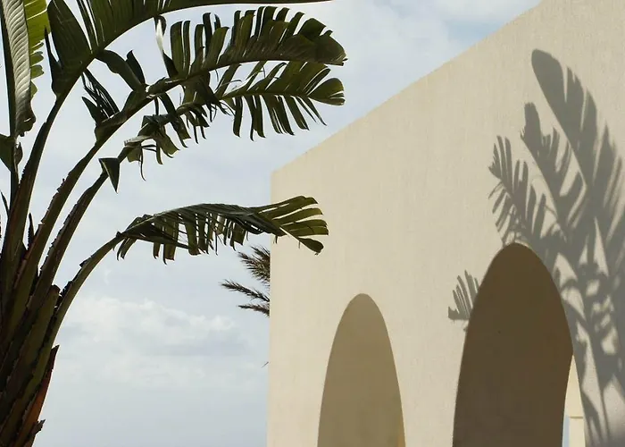 Sikelia Luxury 5* Scauri (Sicily)